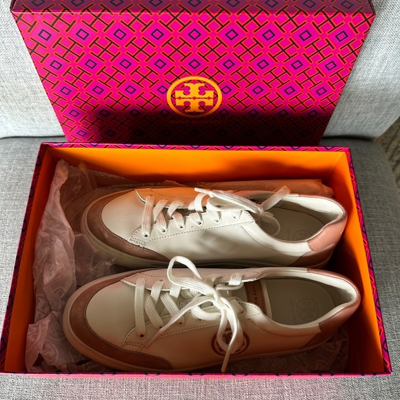 Tory Burch sneakers, pink mauve Tory Burch sneakers, pink sneakers - Picture 4 of 6